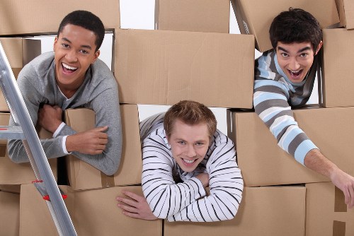 Secure storage unit used for removals and storage in Dartmouthpark